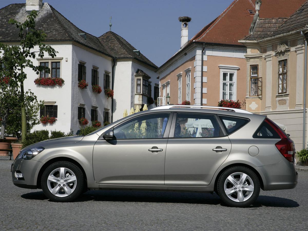 Kia Cee'd SW 1.4 16V (90 Hp)